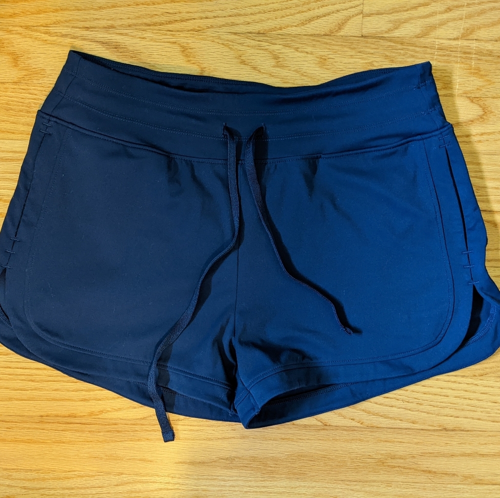 Zyia navy Hybrid shorts Sz XL